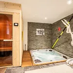 Апартаменти Moabi Le Praz - By Emerald Куршавель