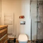 Moabi Le Praz - By Emerald *