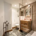 Moabi Le Praz - By Emerald Апартаменти