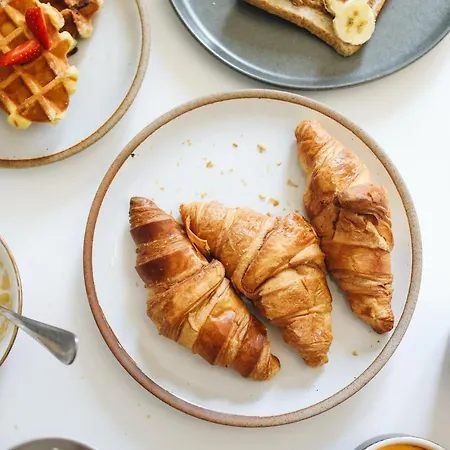 Moabi Le Praz - By Emerald