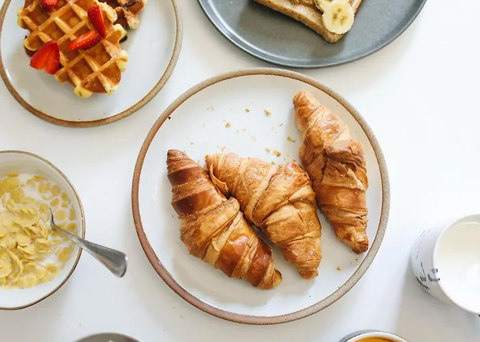 Moabi Le Praz - By Emerald